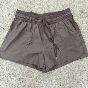 Apana Women’s Mocha Active Shorts Large